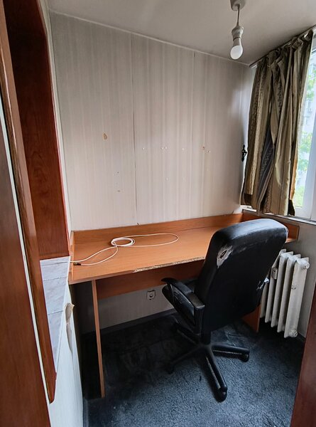 Banu Manta, garsoniera