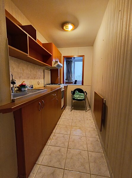 Banu Manta, garsoniera